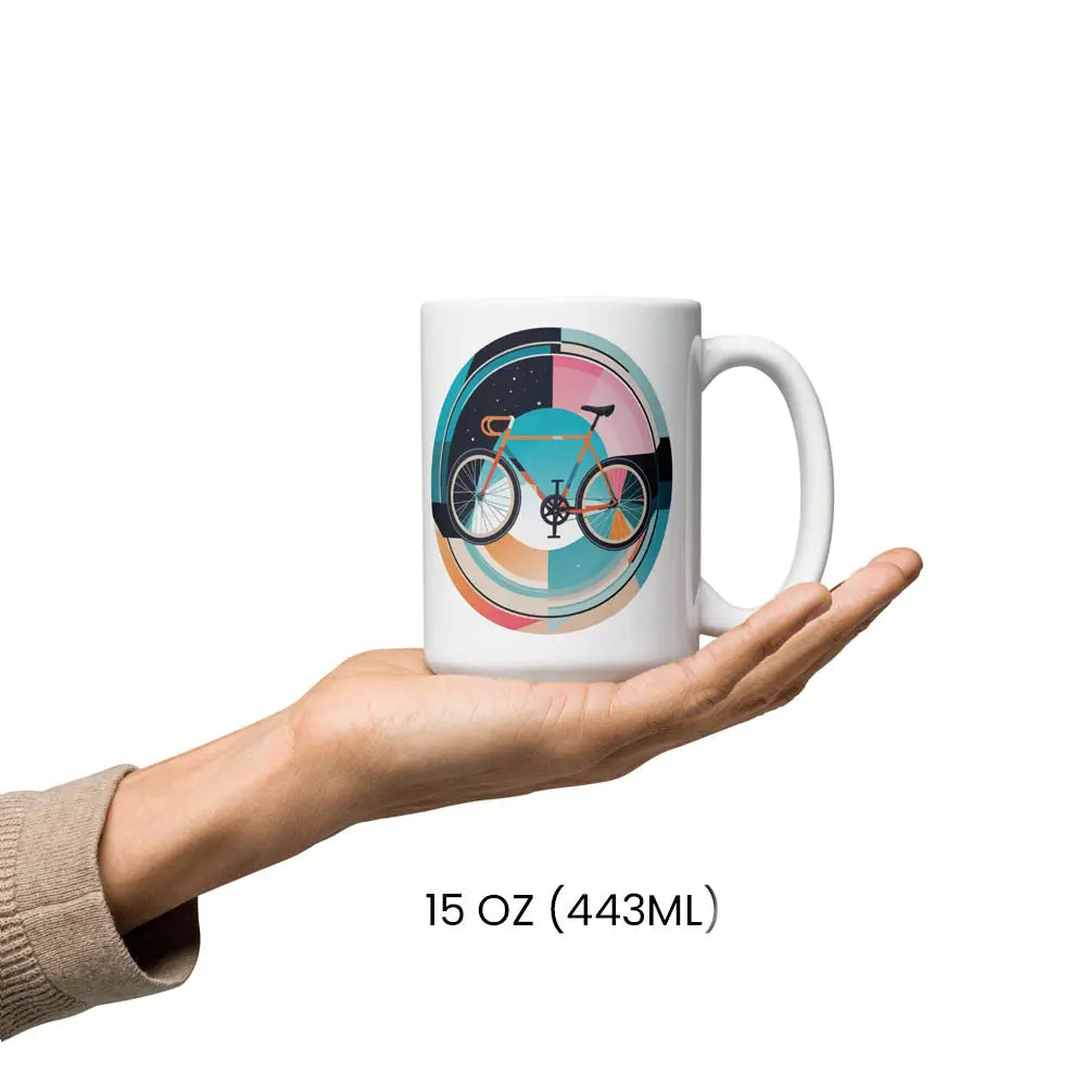 Hochwertige Kaffeetasse mit einem kunstvollen geometrischem Fahrradbild – ideal als Geschenk für den täglichen Kaffeegenuss.