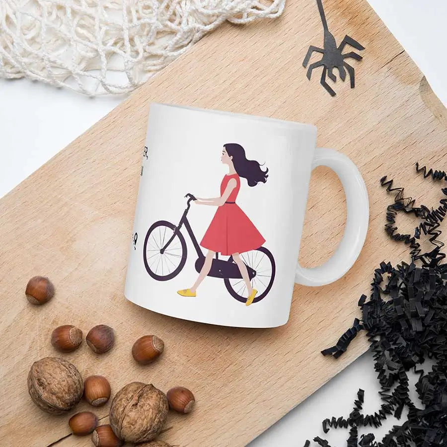 Keramiktasse mit Fahrrad-Design und motivierendem Zitat – perfekt für Fahrradliebhaber und Genießer.