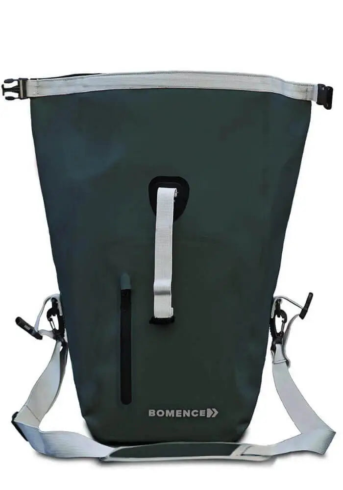 Grüne Fahrrad Gepäckträgertasche groß mit Schultergurt offen