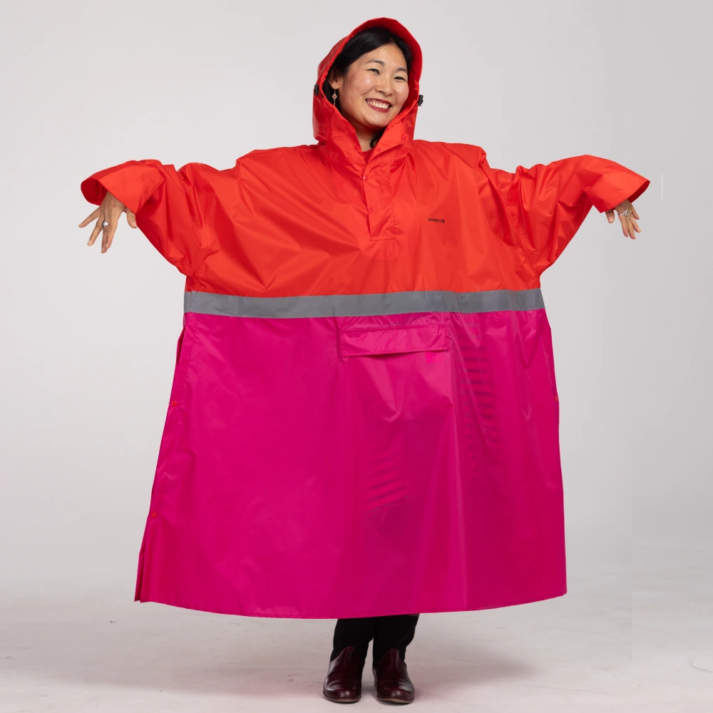 Regenponcho Große Größen für Damen reflektierend mit Ärmeln und großer Kapuze