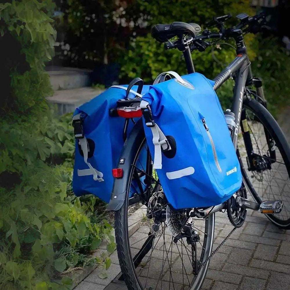 Wasserdichte-Fahrradtaschen-blau