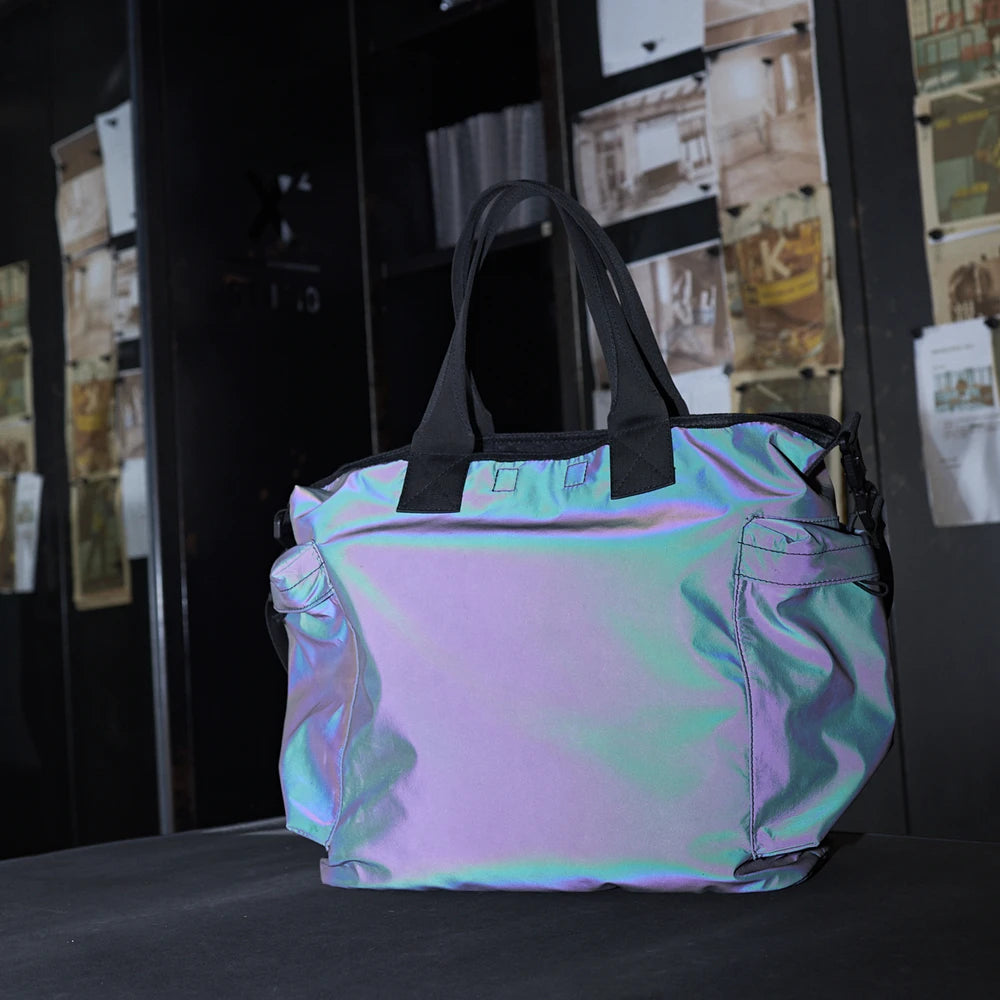 große Shopper Tasche für Herren und Damen reflektierend holografisch, lila grün